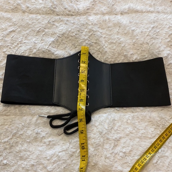 Corset Belt - Picture 4 of 4